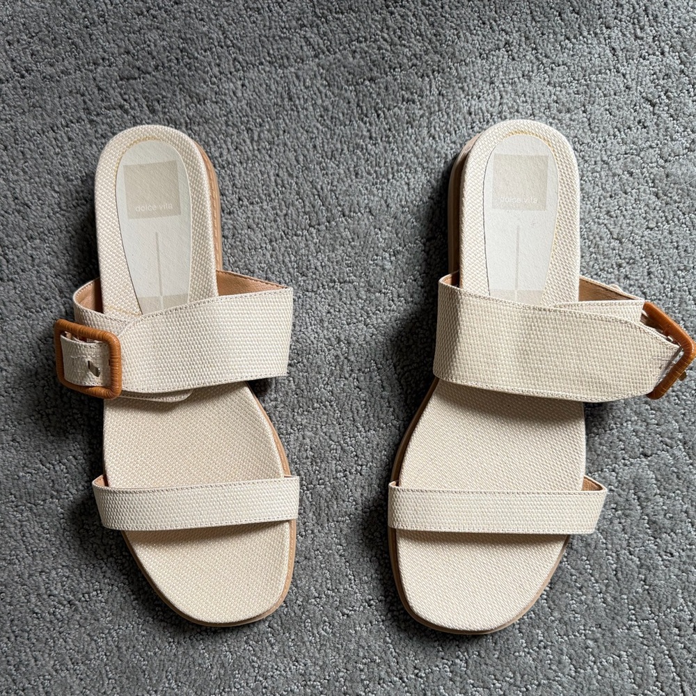 Dolce Vita Giana Sandal - Never worn - Size 11